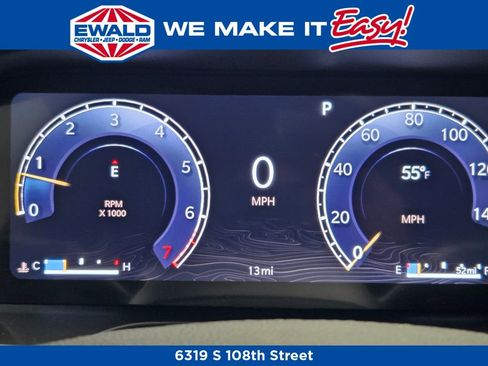 New 2025 Jeep Grand Cherokee L Limited w/ Luxury Tech Group II image 26