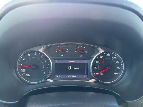 Used 2023 GMC Terrain AT4 w/ Tech Package image 17