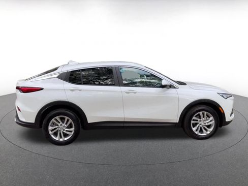 Used 2025 Buick Envista Preferred FWD image 16