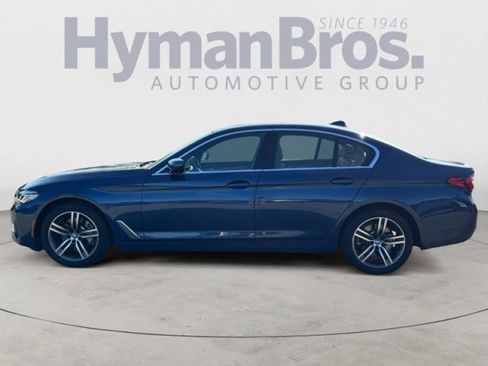 Used 2022 BMW 530i xDrive w/ Premium Package image 6