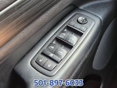Used 2020 Jeep Grand Cherokee Altitude RWD image 25