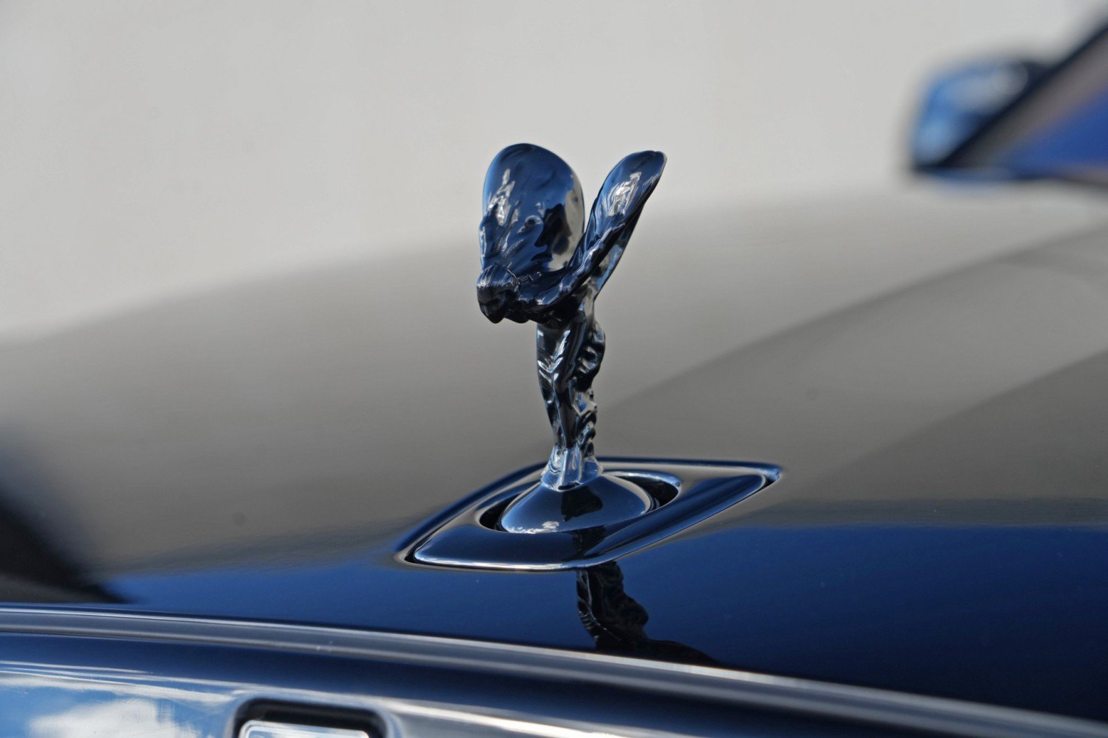 Used 2024 Rolls-Royce Ghost Black Badge w/ Black Badge Ghost Package AWD/4WD image 77