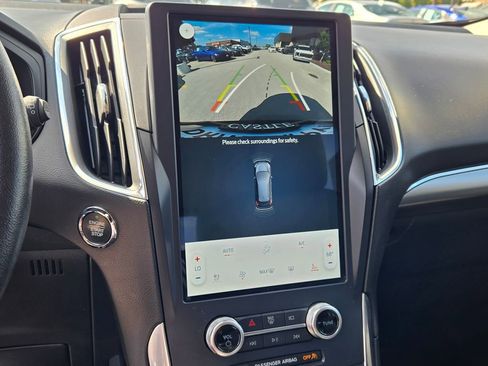 Used 2022 Ford Edge Titanium image 35