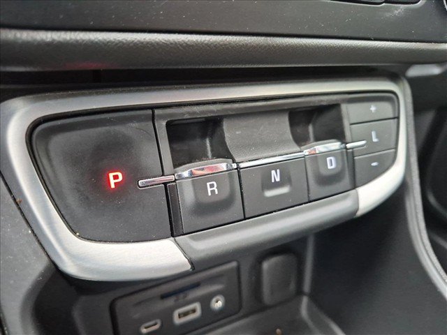 Certified 2024 GMC Terrain SLT AWD/4WD image 12