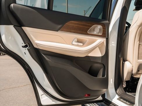 New 2026 Mercedes-Benz GLE 450 4MATIC image 36