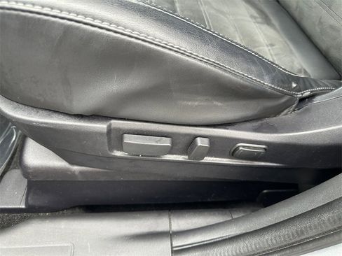 Used 2020 Mitsubishi Outlander SE image 13