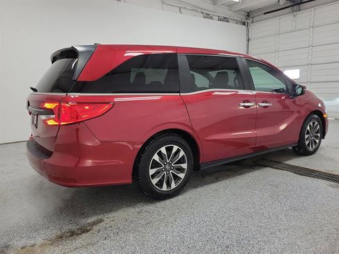 Used 2023 Honda Odyssey EX-L image 3
