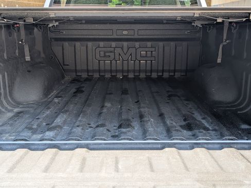 Used 2017 GMC Canyon SLT w/ Driver Alert Package AWD/4WD image 18