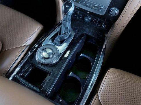 Used 2019 INFINITI QX80 Luxe w/ 22" Wheel Package image 14