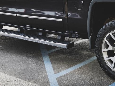 Used 2016 GMC Sierra 1500 SLT w/ All-Terrain Package image 7