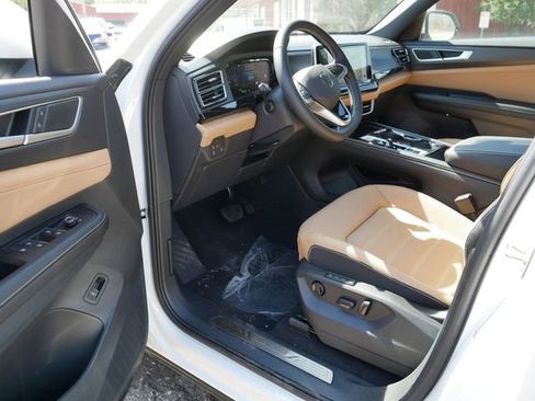 New 2026 Volkswagen Atlas Cross Sport SEL AWD/4WD image 7