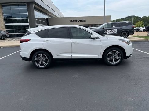 Used 2025 Acura RDX SH-AWD w/ Technology Package image 2
