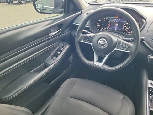Used 2020 Nissan Altima 2.5 S FWD image 14