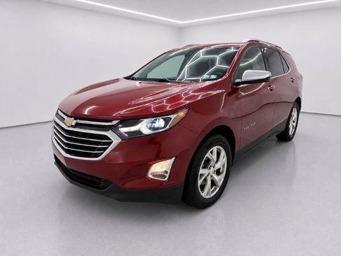 Used 2018 Chevrolet Equinox Premier w/ LPO, Floor Liner Package AWD/4WD image 7