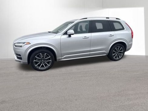 Used 2019 Volvo XC90 T5 Momentum w/ Multimedia Package image 5