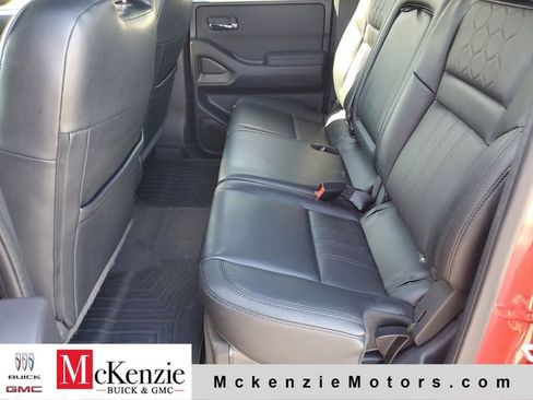 Used 2022 Nissan Frontier Pro-X w/ Pro-X Premium Package RWD image 22