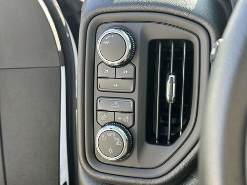 New 2026 GMC Sierra 2500 Pro AWD/4WD image 15