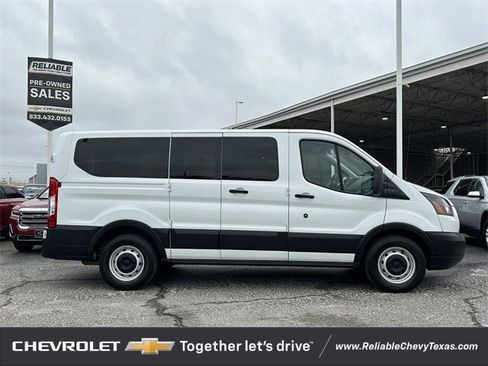 Used 2019 Ford Transit 150 XL image 3