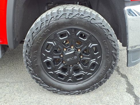 Used 2019 GMC Sierra 2500 4x4 Crew Cab w/ Sierra Convenience Package image 10