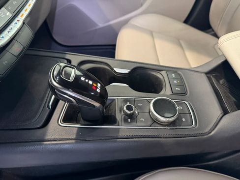 Used 2020 Cadillac XT4 Premium Luxury FWD image 14