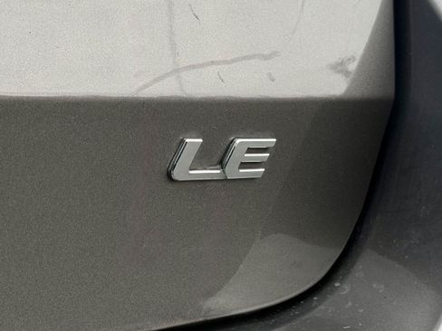 Used 2015 Toyota Sienna LE FWD image 9