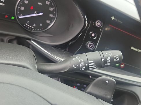 Used 2023 Buick Envision Essence FWD image 28