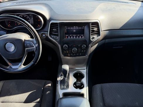 Used 2018 Jeep Grand Cherokee Laredo image 10