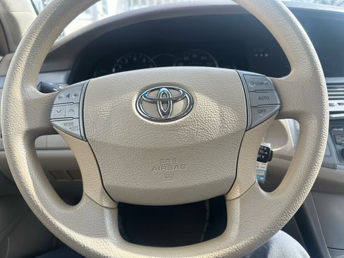 Used 2008 Toyota Avalon XL image 9
