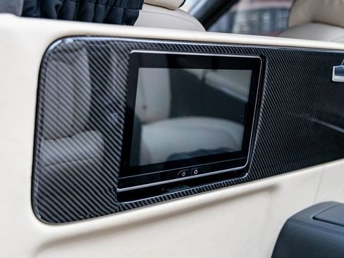 Used 2009 Maybach 62 S RWD image 64