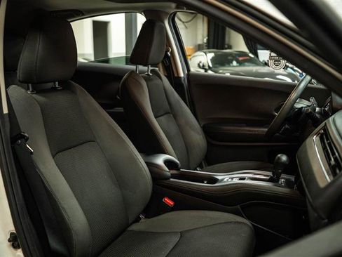 Used 2020 Honda HR-V EX image 12