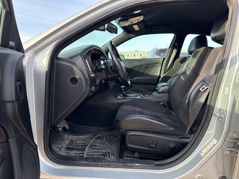 Used 2019 Dodge Charger GT image 6
