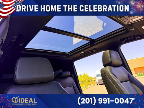 Used 2024 Chevrolet Suburban Z71 AWD/4WD image 20
