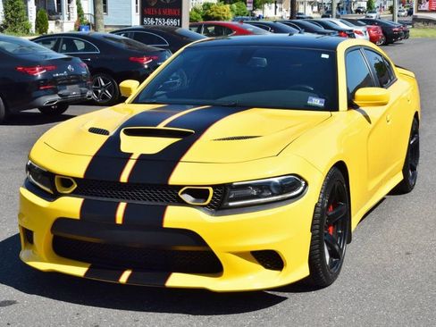 Used 2017 Dodge Charger SRT Hellcat w/ Harman/Kardon Audio Group RWD image 2