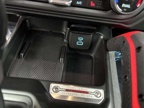 New 2025 Ford Bronco Heritage Edition image 22