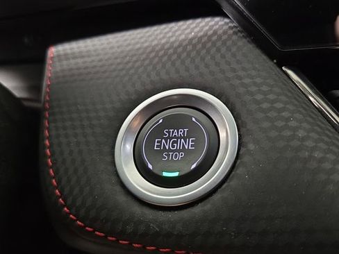 Used 2025 Chevrolet Equinox RS w/ Convenience Package III image 25