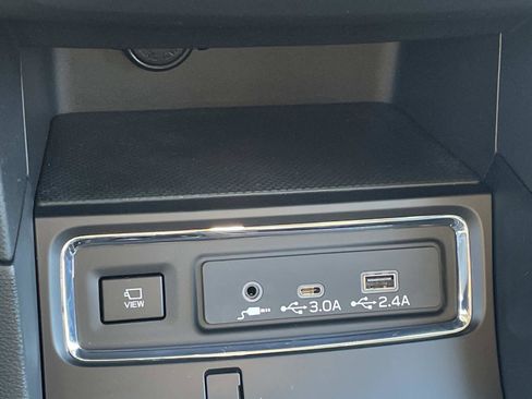 New 2025 Subaru Ascent Bronze Edition image 15