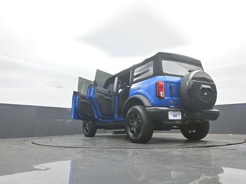 Certified 2022 Ford Bronco Black Diamond image 38