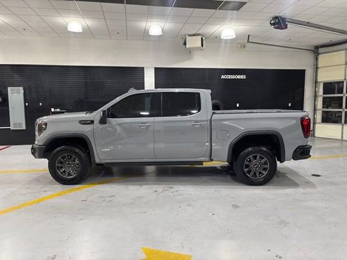 Used 2024 GMC Sierra 1500 AT4X AWD/4WD image 5