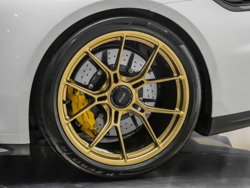 Used 2026 Porsche 911 GT3 w/ Weissach Package RWD image 48