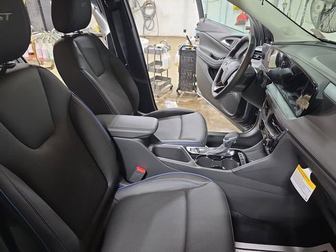 New 2026 Buick Encore GX Sport Touring w/ Advanced Technology Package image 10