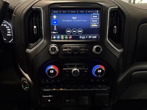 Used 2021 GMC Sierra 1500 AT4 w/ AT4 Premium Package AWD/4WD image 15