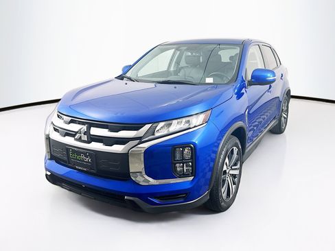 Used 2024 Mitsubishi Outlander Sport SE AWD/4WD image 3