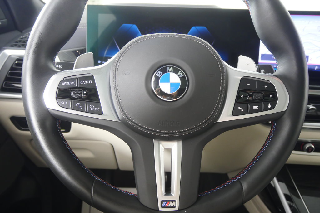 Certified 2026 BMW X7 M60i AWD/4WD image 21