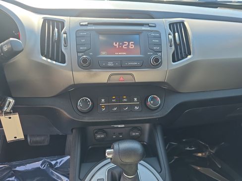 Used 2014 Kia Sportage LX FWD image 22