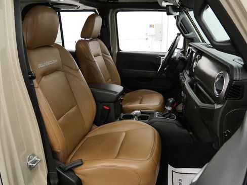 Used 2020 Jeep Gladiator Rubicon w/ Dual Top Group image 16