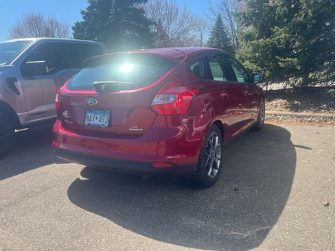 Used 2014 Ford Focus SE w/ Equipment Group 201A image 6