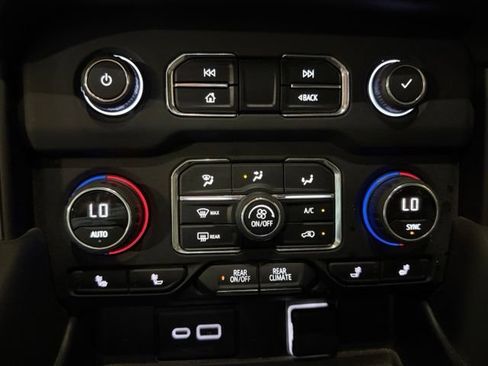 Used 2023 Chevrolet Tahoe RST AWD/4WD image 20