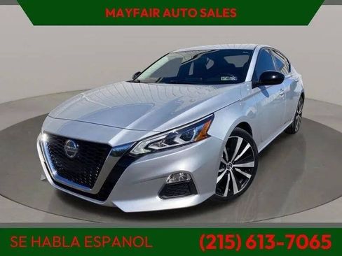 Used 2021 Nissan Altima 2.5 SR FWD image 1