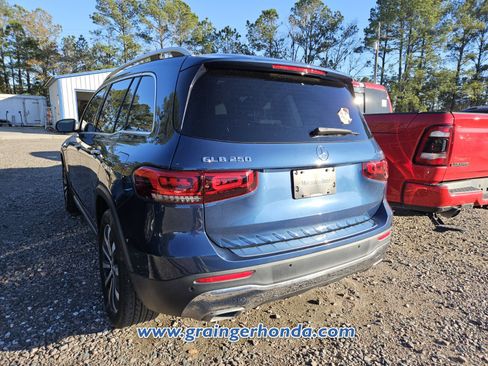 Used 2020 Mercedes-Benz GLB 250 4MATIC image 9