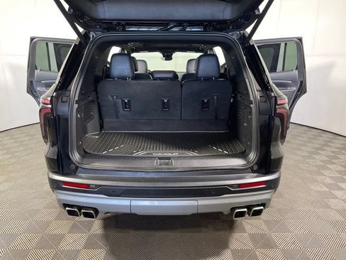 Used 2025 Chevrolet Traverse Z71 w/ Enhanced Driving Package AWD/4WD image 22